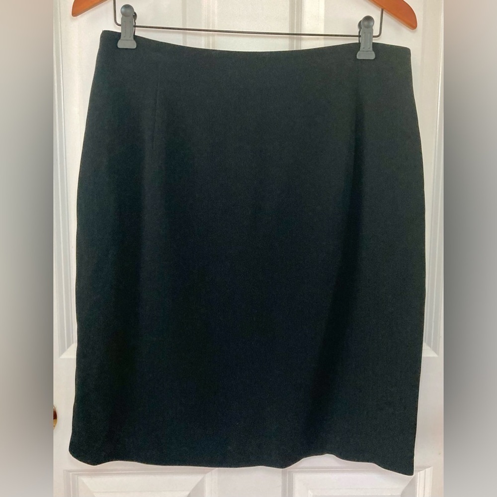 Alex Garfield Black pencil skirt - size 14P